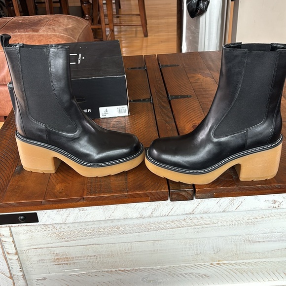 Marc Fisher Black and Tan Women's Boots - Picture 4 of 6